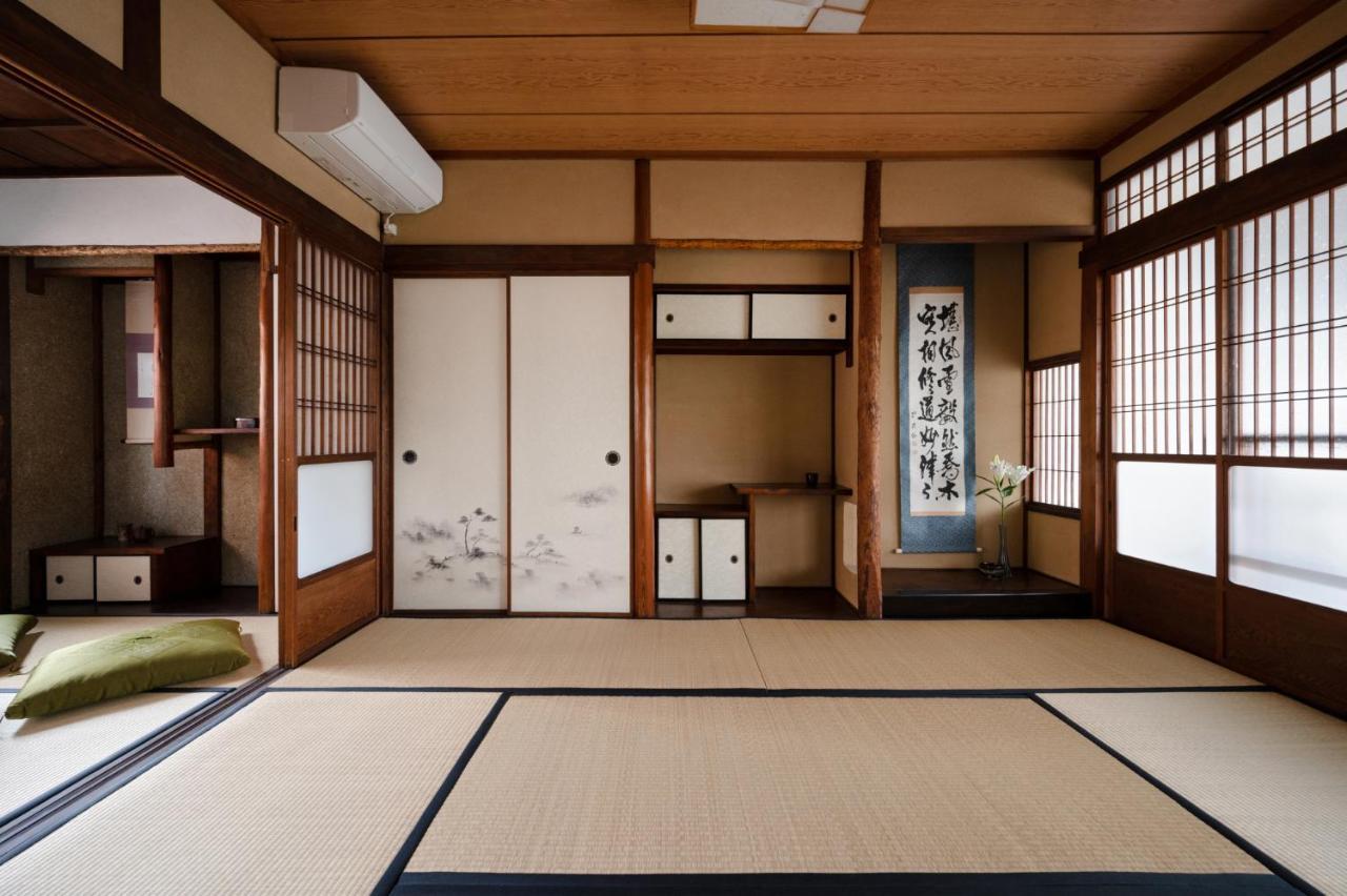 Authentic Beauty, Comfortable Home In Central Kyoto, Kyoto